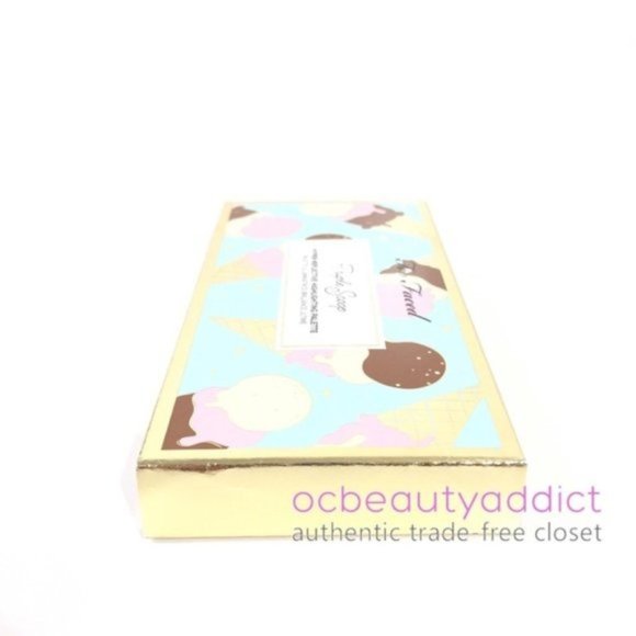 Too Faced Triple Scoop Highlighting Palette - Picture 3 of 5